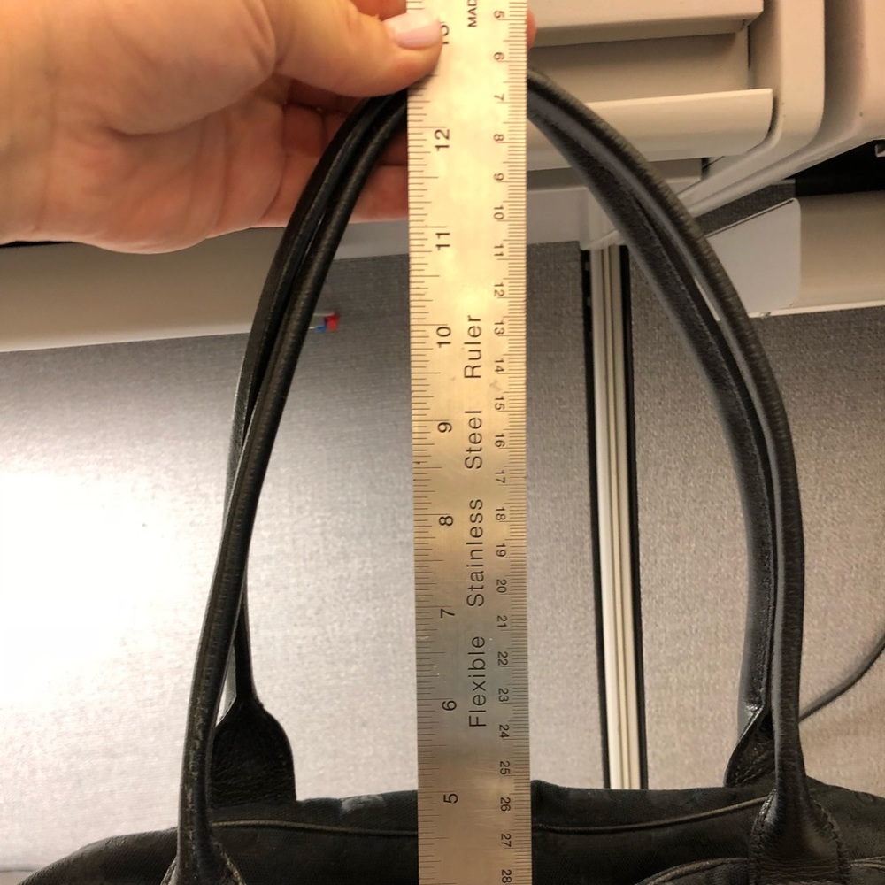 Gucci additional pictures 100% authentic